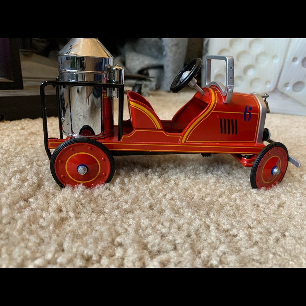 1924 TOLEDO FIRE ENGINE 1999 Kiddie Car DieCast Metal LTD ED 1ST IN SERIES MINT